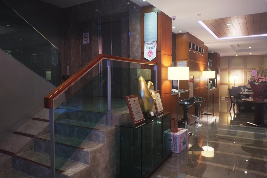 טאיפיי Tokyo International Hotel מראה חיצוני תמונה