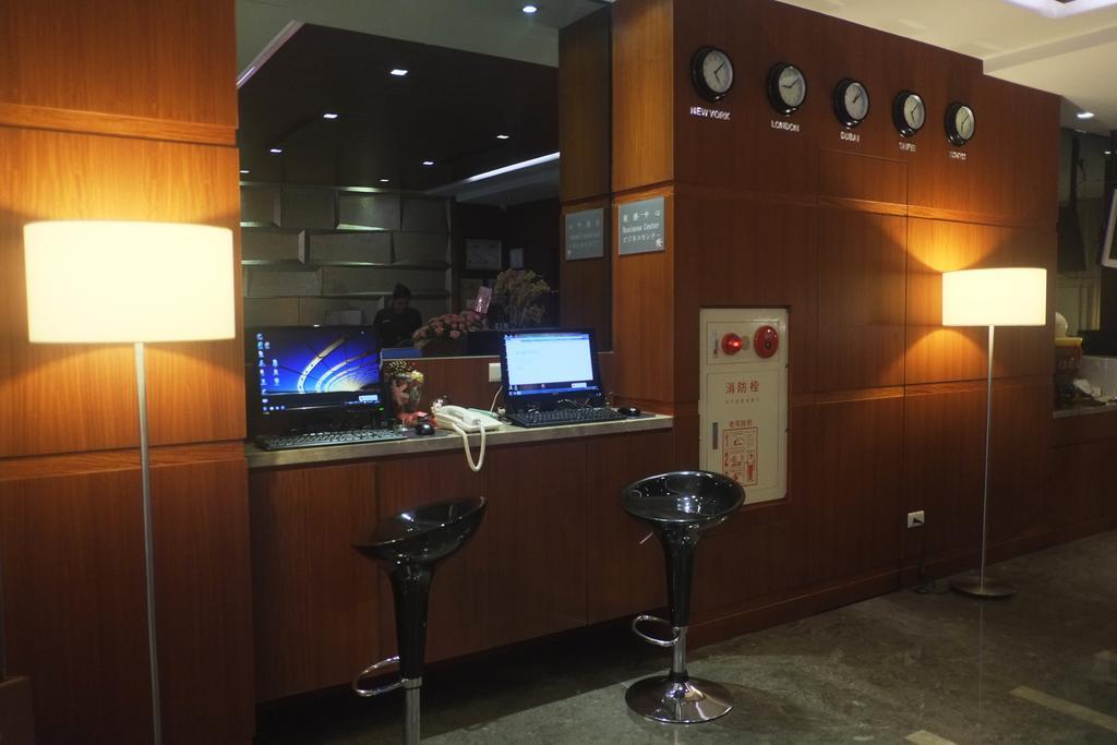 טאיפיי Tokyo International Hotel מראה חיצוני תמונה