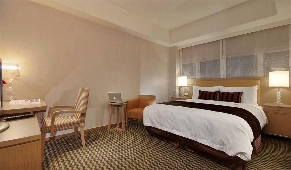 טאיפיי Tokyo International Hotel מראה חיצוני תמונה