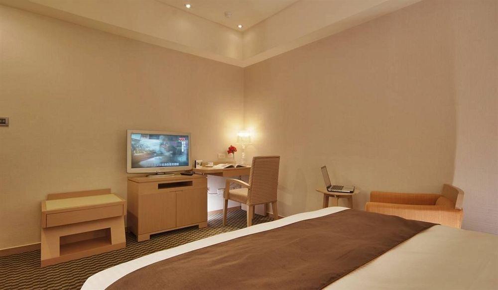 טאיפיי Tokyo International Hotel מראה חיצוני תמונה