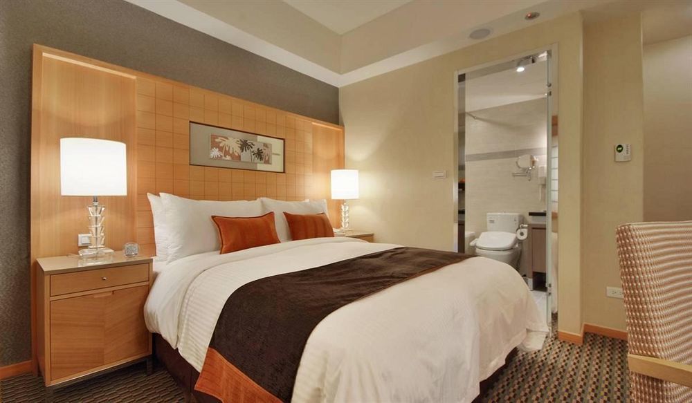 טאיפיי Tokyo International Hotel מראה חיצוני תמונה